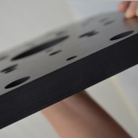 1立方米碳纖維板有多重？