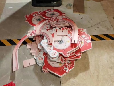 西安海報(bào)打印,kt板海報(bào),彩頁(yè)印刷,門(mén)形易拉寶,鋁合金海報(bào)架